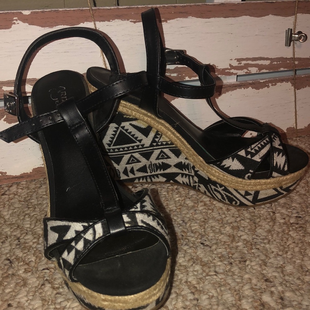 Arizona Aztec Wedges